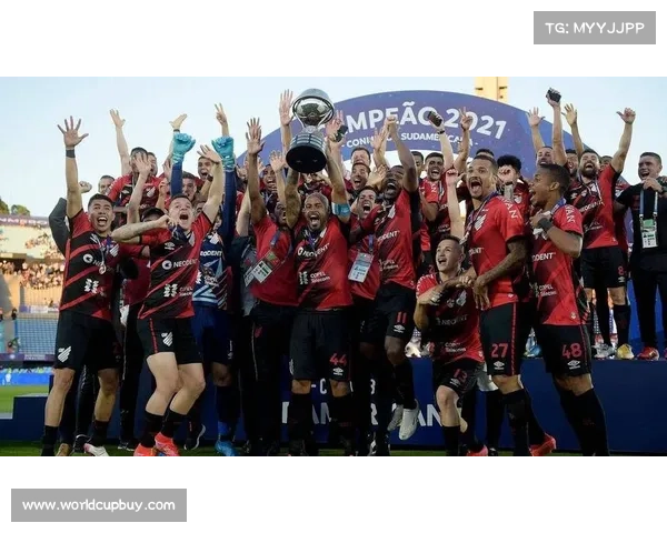 巴拉纳竞技新主场首战迎爆满场面 门票收入创州联赛新纪录